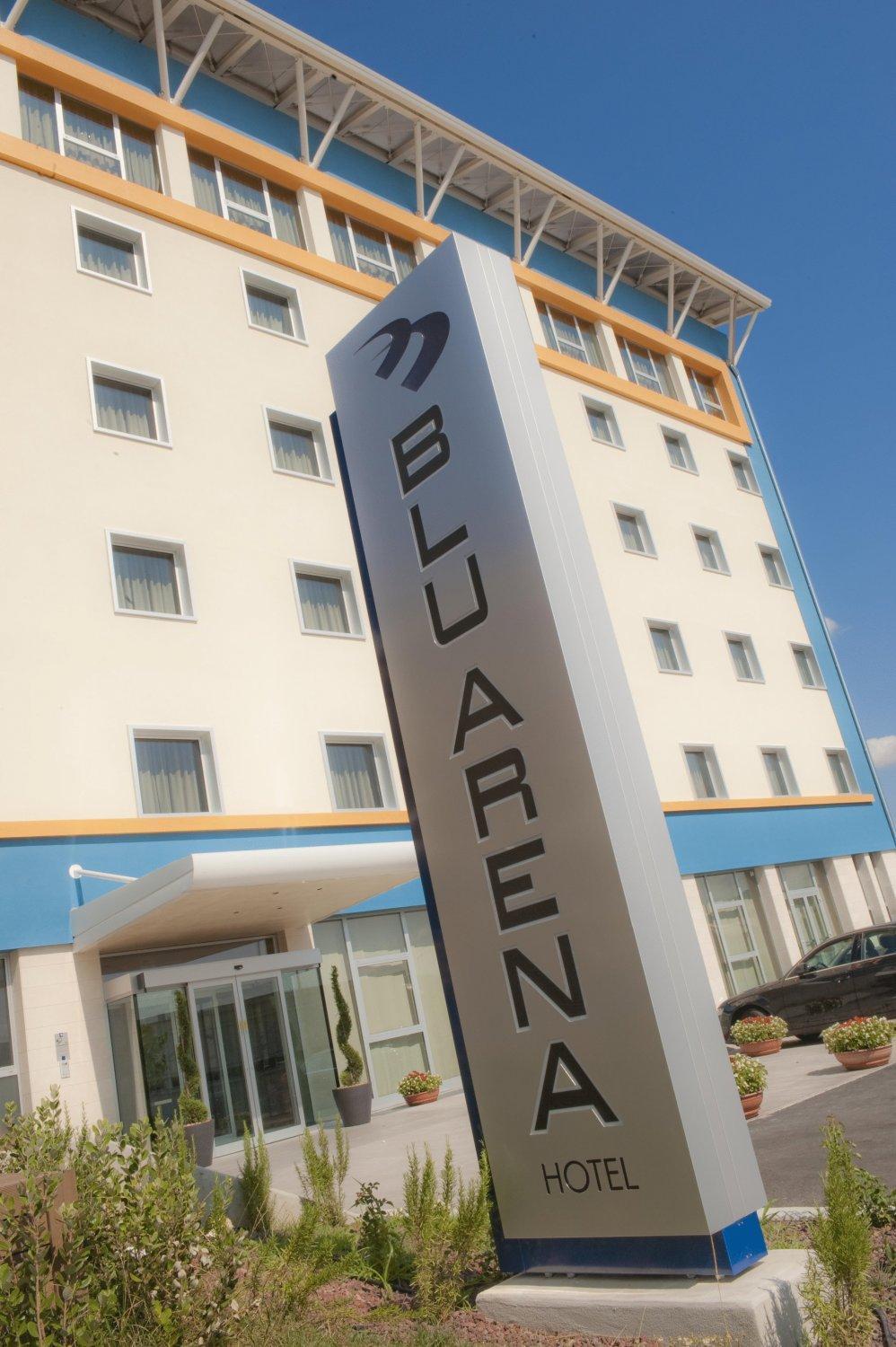 Blu Arena Hotel Montecchio  Eksteriør billede